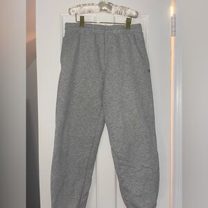 Aritzia basic gray sweatpants size small